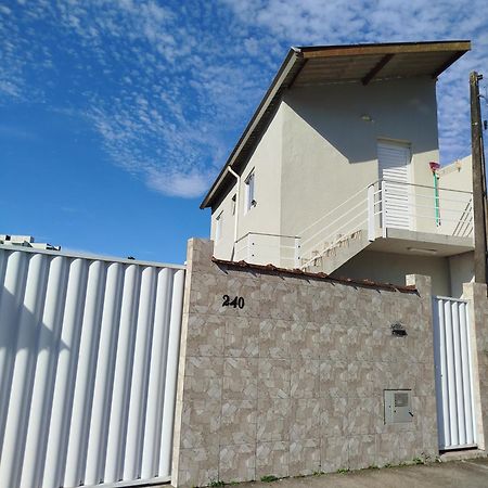 Вилла Kitnet Ubatuba 2 Экстерьер фото